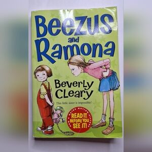 Beezus and Ramona by Beverly Cleary - Green and Blue Cover